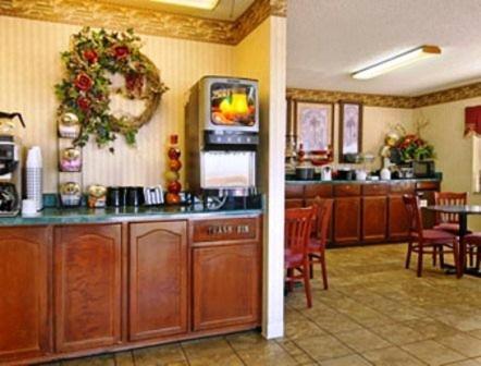 Americas Best Value Inn - Batesville Restaurant photo