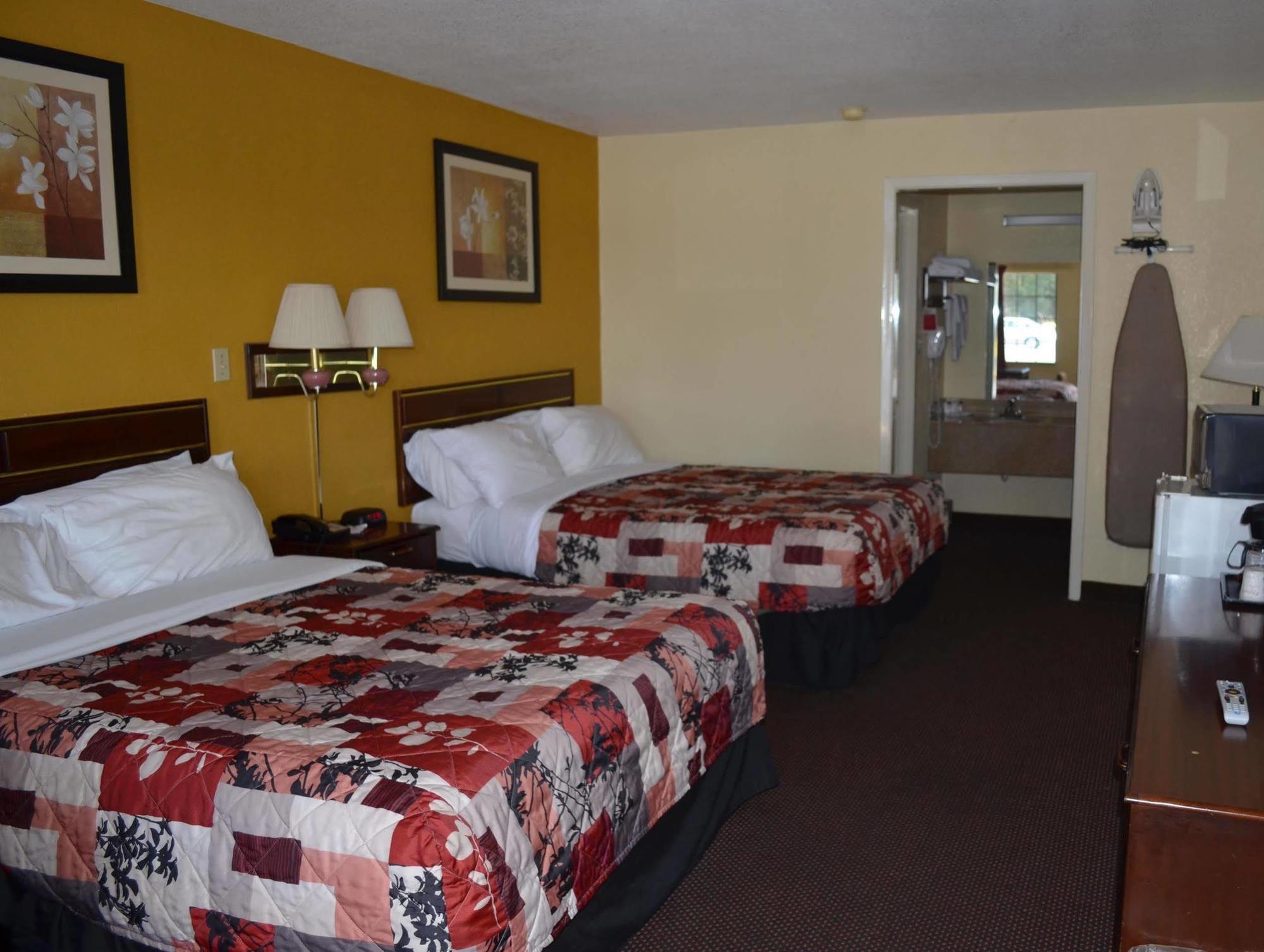 Americas Best Value Inn - Batesville Exterior photo