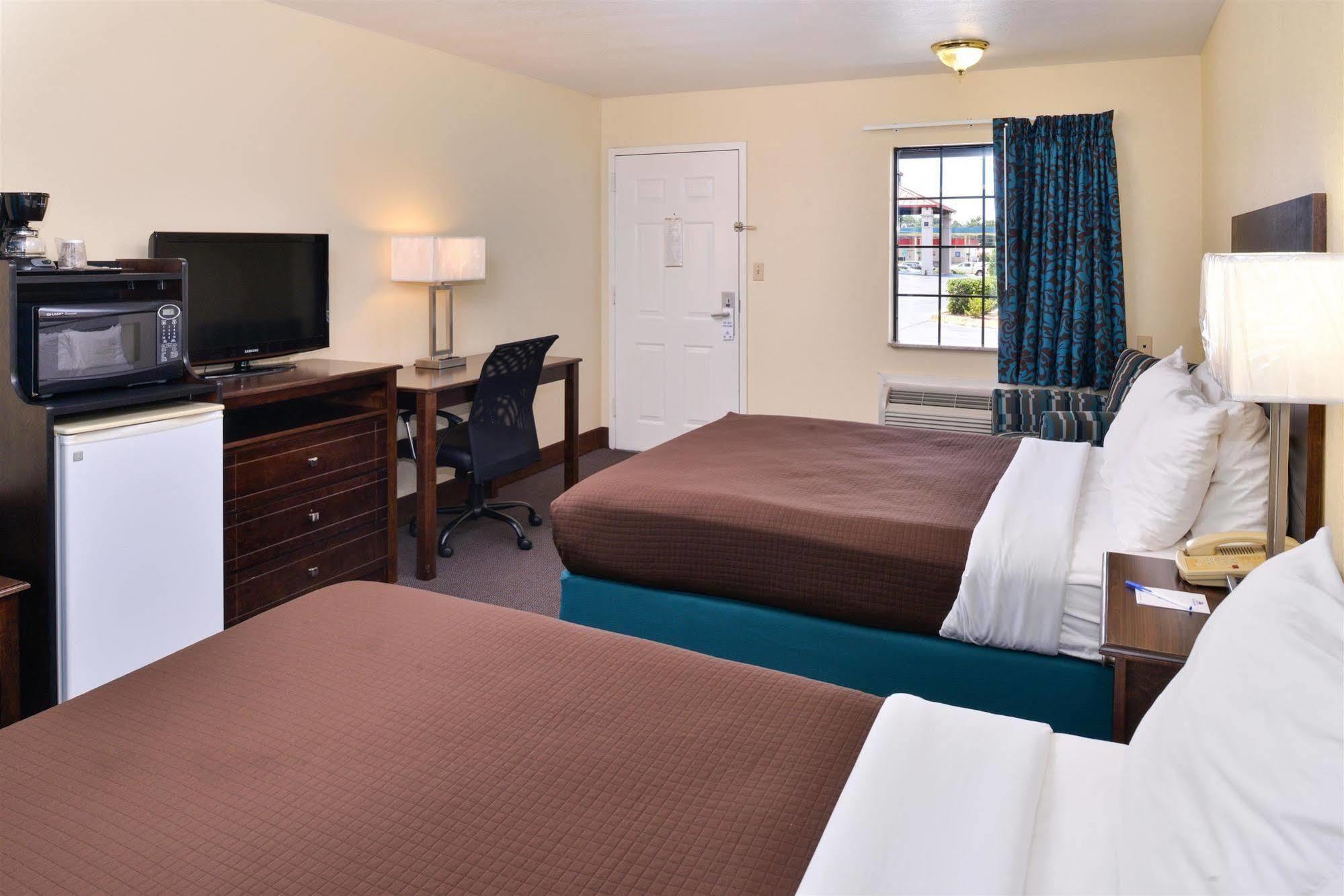 Americas Best Value Inn - Batesville Exterior photo