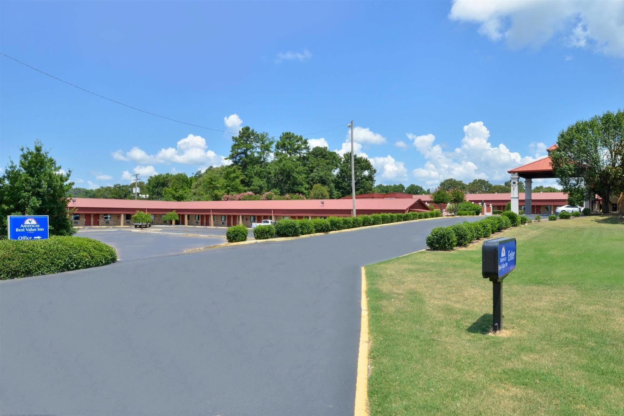 Americas Best Value Inn - Batesville Exterior photo